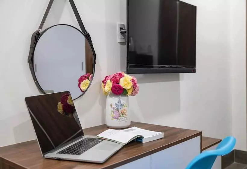 Tiditel Hotel And Apartment