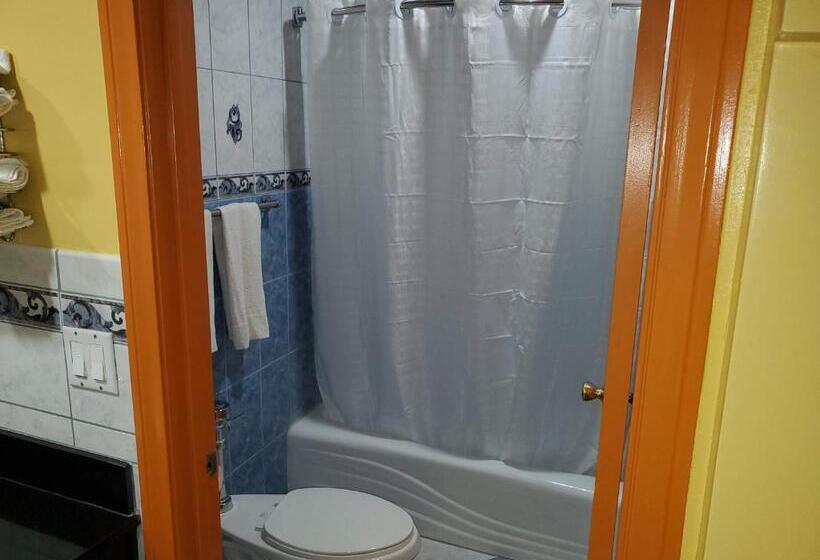 מוטל Sunrise Inn