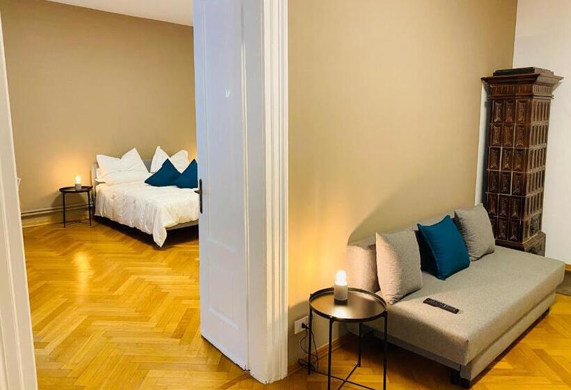 پانسیون Crops City Stay