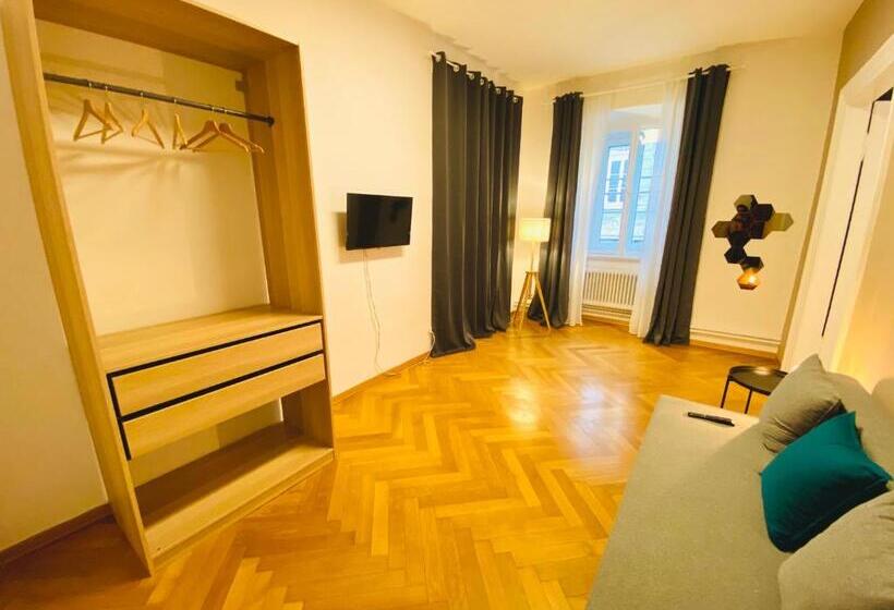 پانسیون Crops City Stay