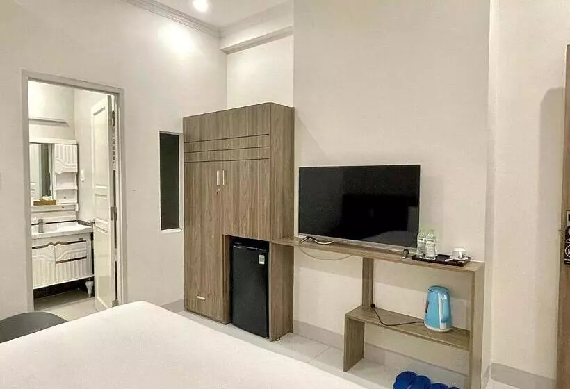 Amora Hotel & Apartment