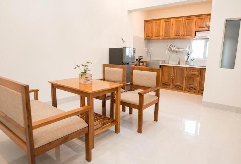 Amora Hotel & Apartment