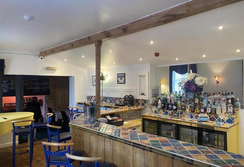 تختخواب و صبحانه Traveller S Choice Ipswich