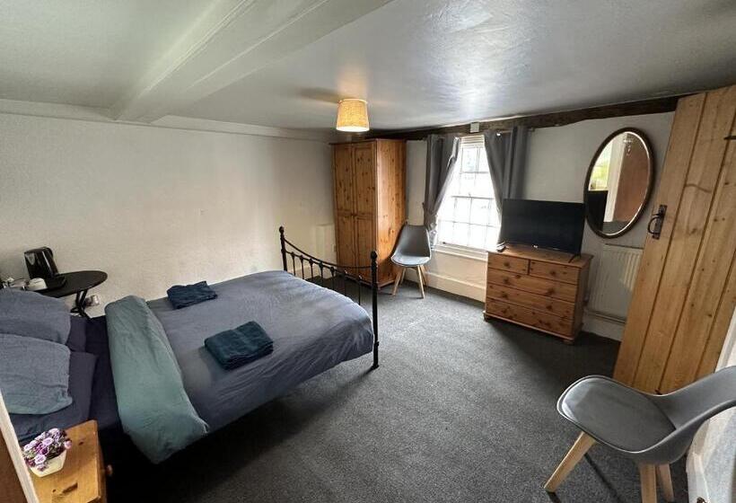 تختخواب و صبحانه Traveller S Choice Ipswich