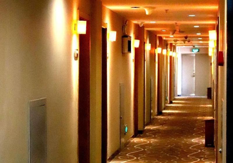 Hotel 7days Premium Dalian Airport