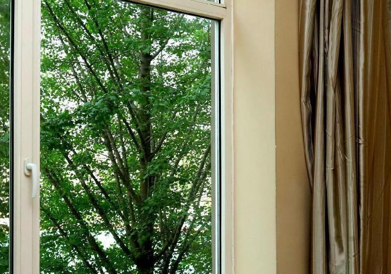 Hotel 7days Premium Dalian Airport