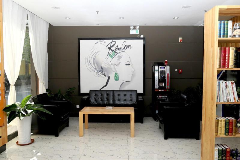 Hotel 7days Premium Dalian Airport