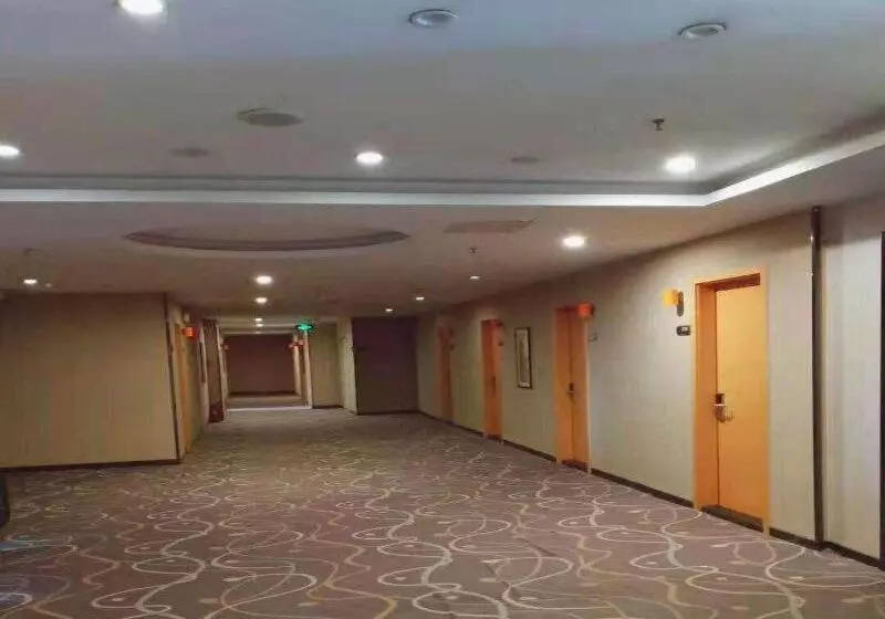 ホテル 7days Premium Ji`nan Luokou Clothing City Wuying Hill North Road