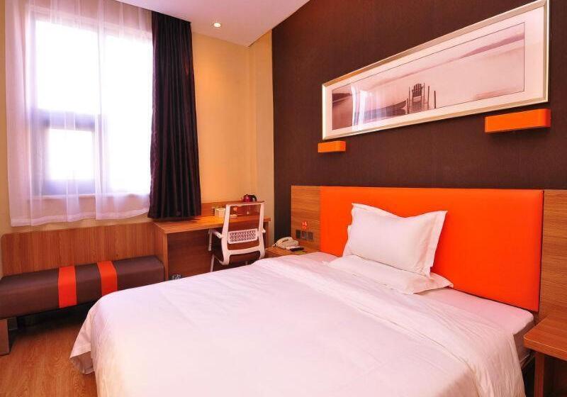 בית מלון כפרי 7days Premium Ji`nan Luokou Clothing City Wuying Hill North Road