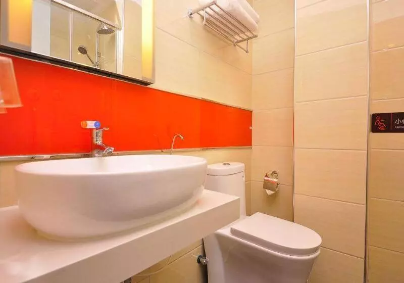 ホテル 7days Premium Ji`nan Luokou Clothing City Wuying Hill North Road