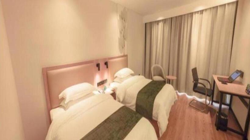 호텔 Greentree Inn Yichun Mingyueshan Airport