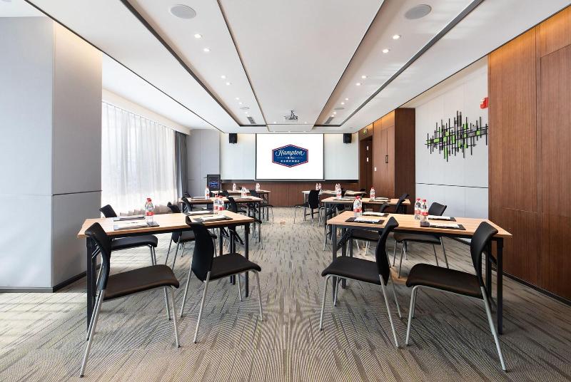 Hotel Hampton By Hilton Changchun Ziyou Road