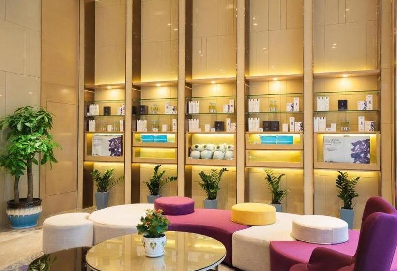 Lavande Hotel Luzhou Lufu Wanfu Daduhui
