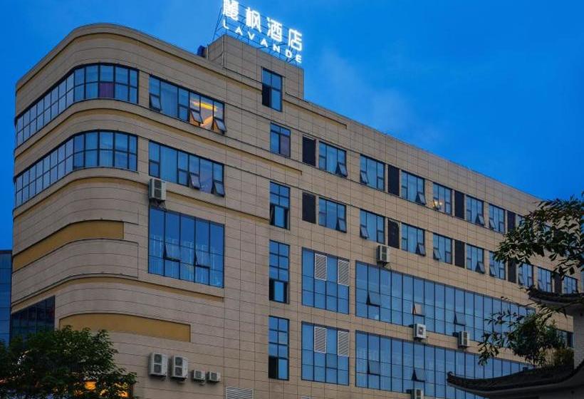 Lavande Hotel Luzhou Lufu Wanfu Daduhui