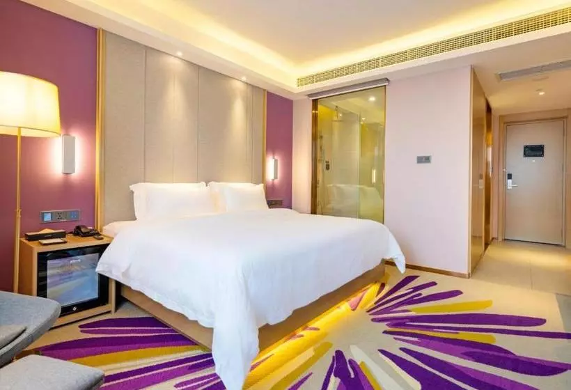 Lavande Hotel Luzhou Lufu Wanfu Daduhui