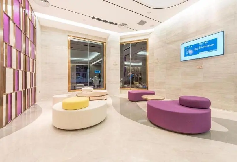 Lavande Hotel Heyuan Dongyuan
