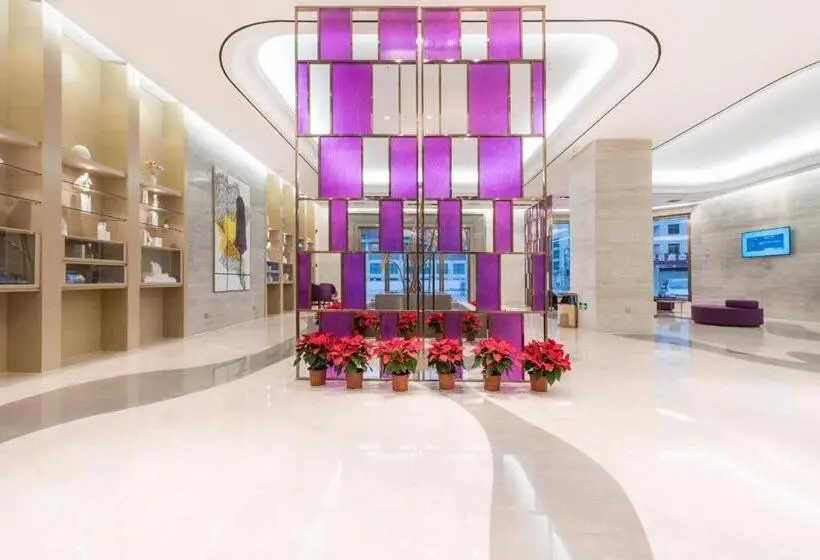 Lavande Hotel Heyuan Dongyuan