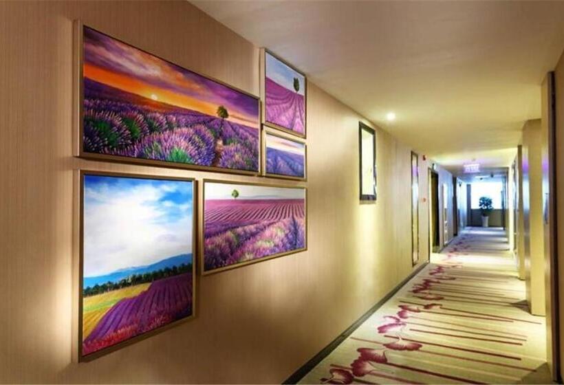 Lavande Hotel Neijiang Hanan Avenue