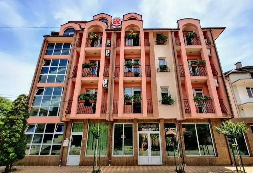 Majatalo Art Villa Rozalia