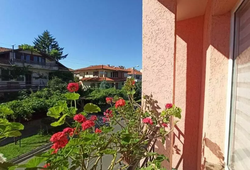 Majatalo Art Villa Rozalia