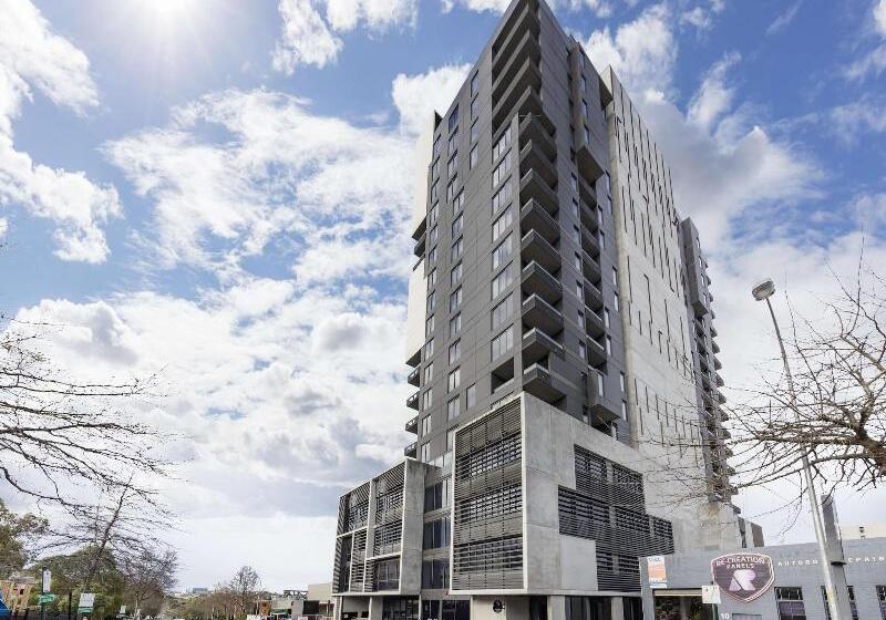 Avani Melbourne Box Hill Residences
