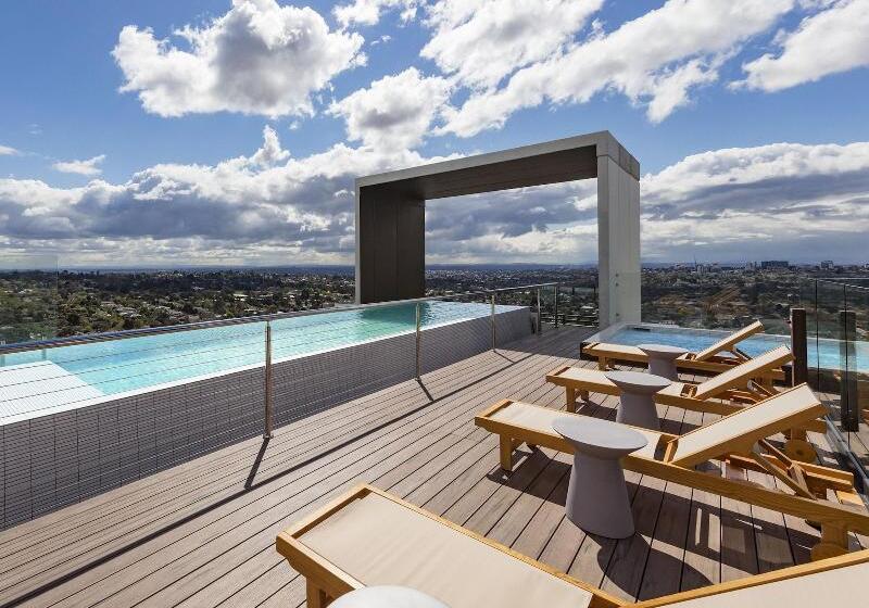 Avani Melbourne Box Hill Residences