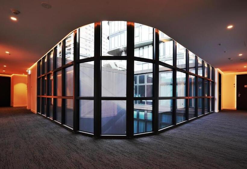 Clarion Apartments South Melbourne