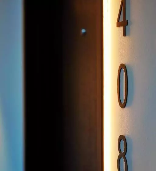 Clarion Apartments South Melbourne