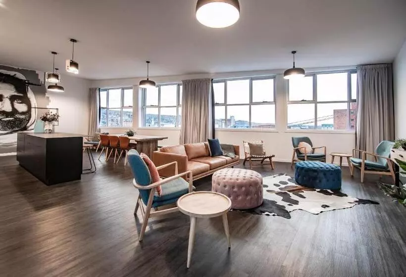 Hotelli Change Overnight