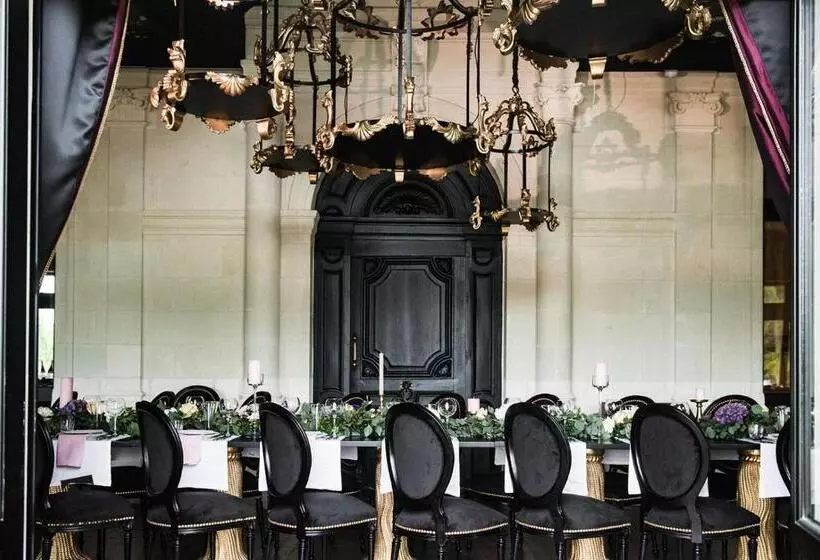 Hotel Château De Maubreuil