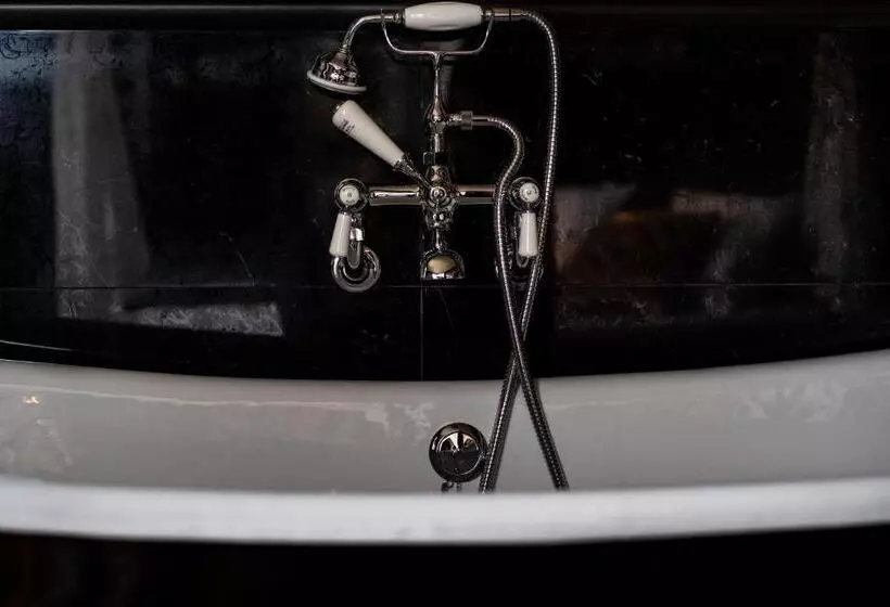 Hotel Château De Maubreuil