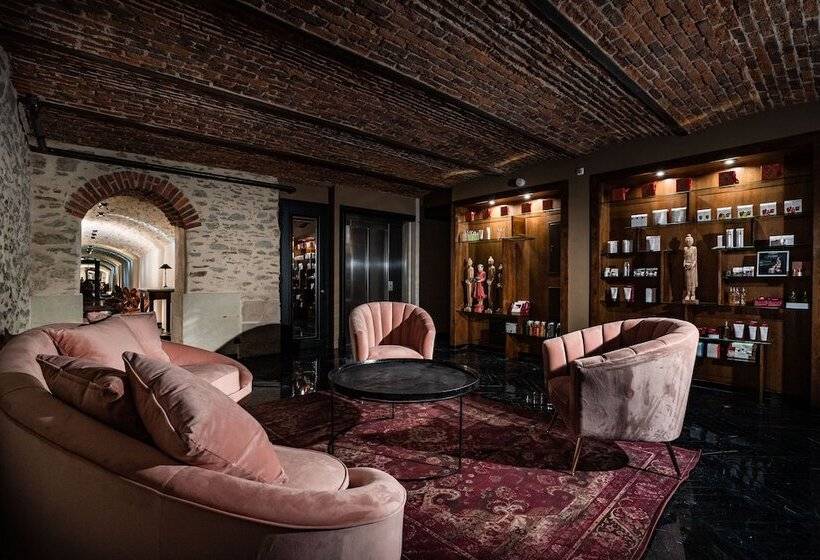 בית מלון כפרי Château De Maubreuil