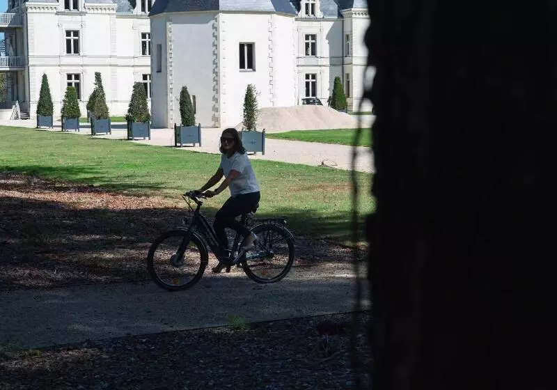 Hotelli Château De Maubreuil