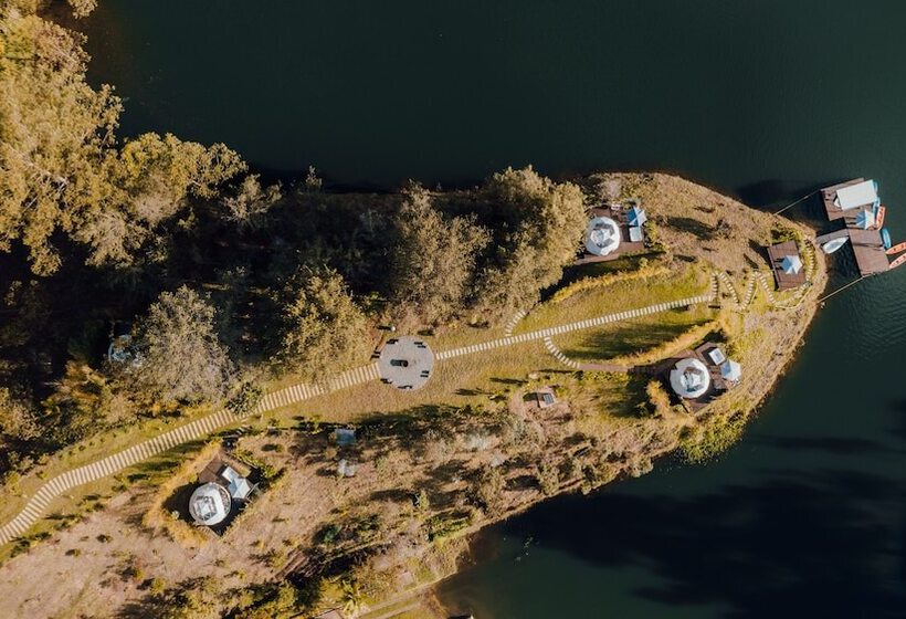 בית מלון כפרי Domus Glamping Guatapé