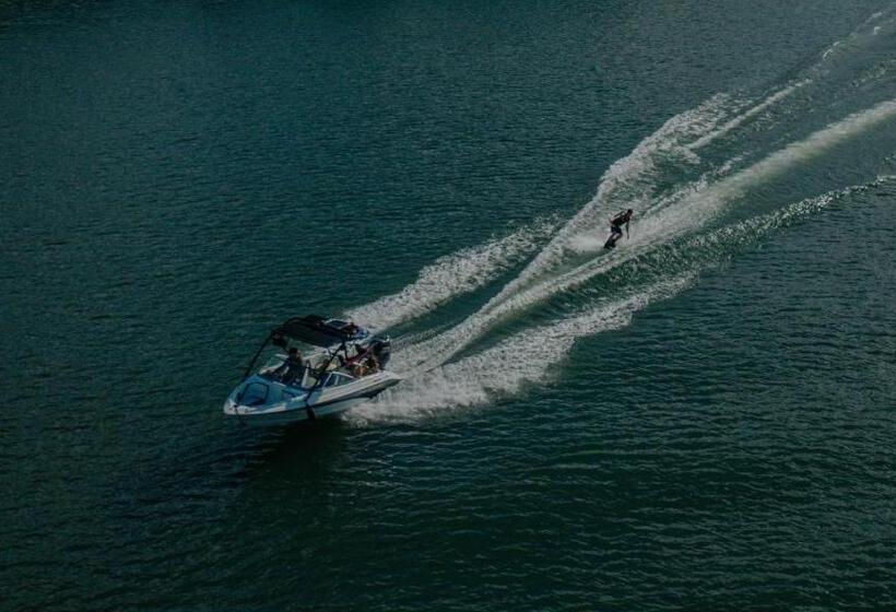 בית מלון כפרי Domus Glamping Guatapé