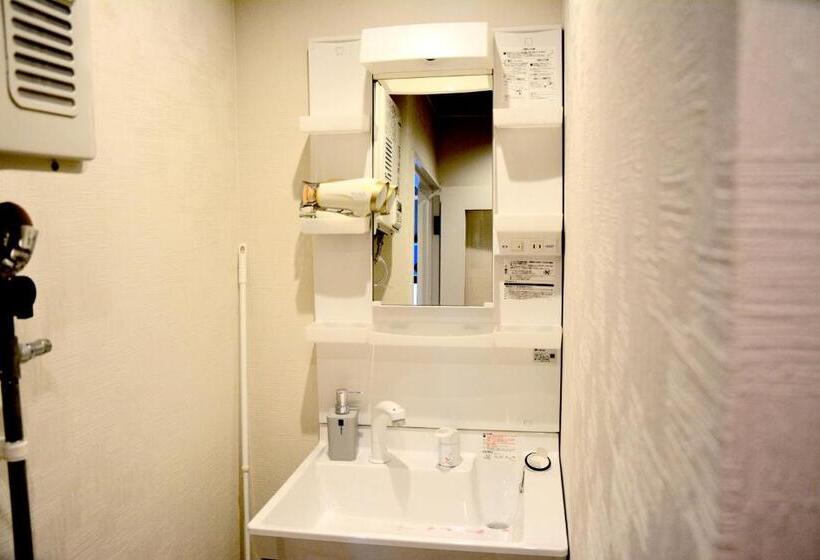 Economy Hotel Upashi