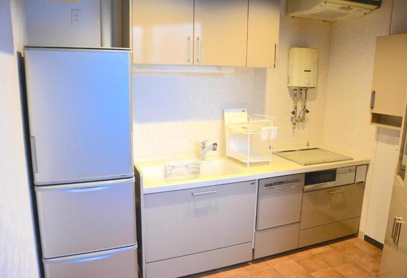 Economy Hotel Upashi