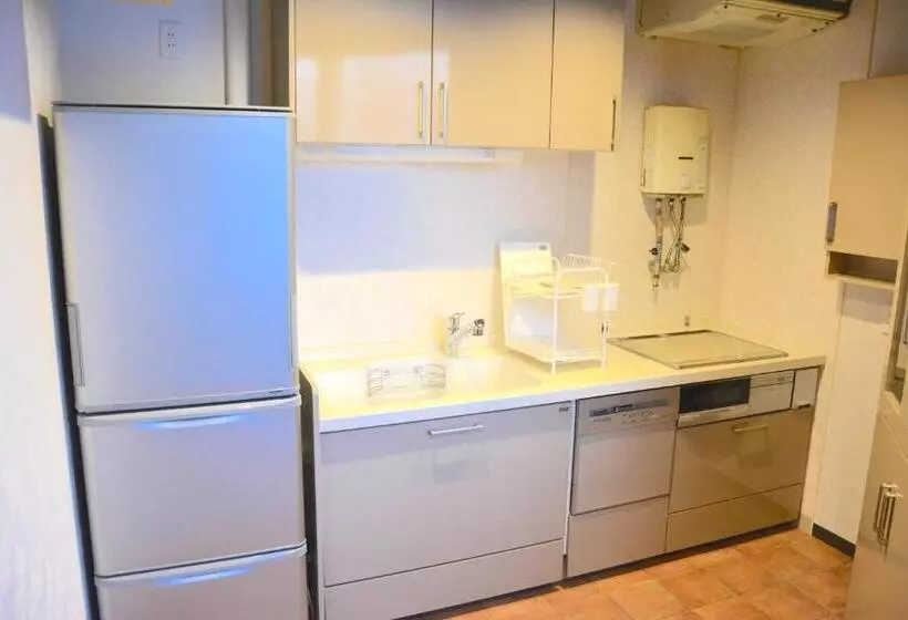 Economy Hotel Upashi