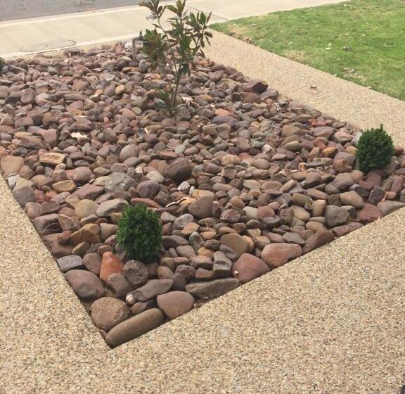 Отель Kindred Lodge Apartments