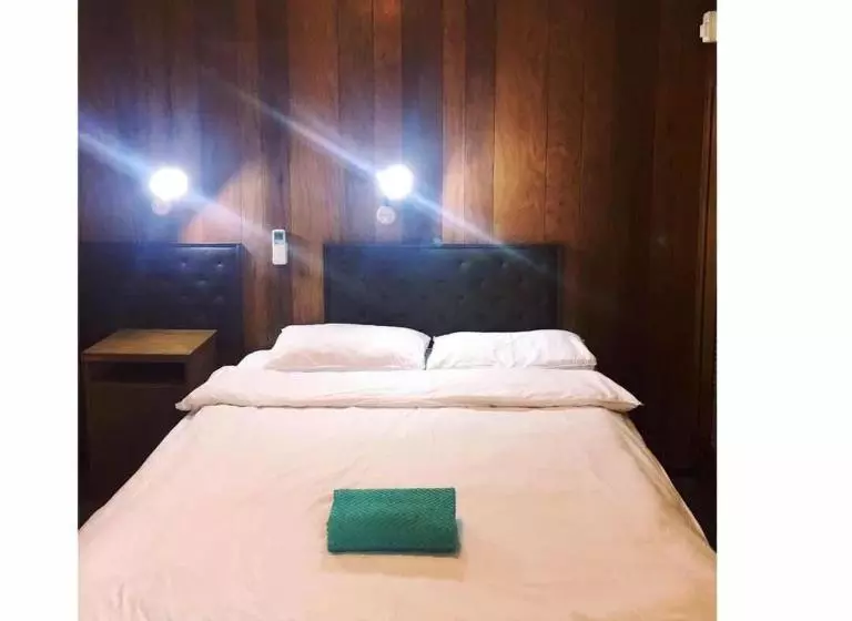 ホテル Meekatharra