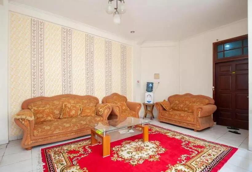 هتل Reddoorz Syariah At Bumi Siliwangi Residence Padang