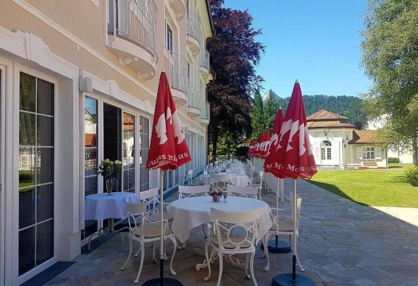 Schloss Kurhotel Strobl