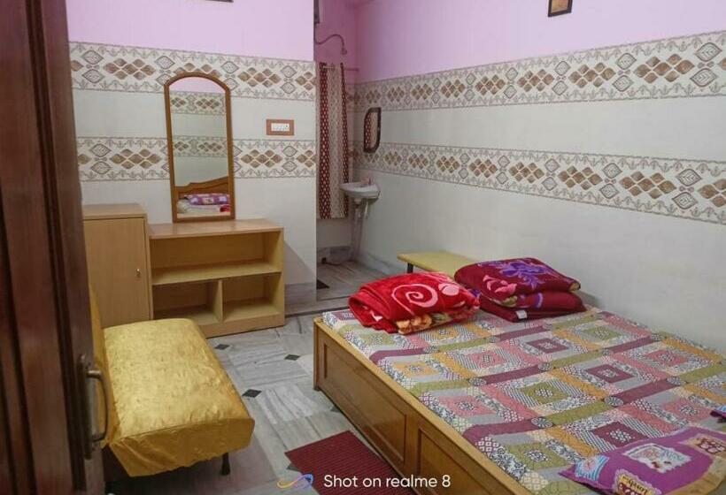 Spot On Hotel Rajamahal