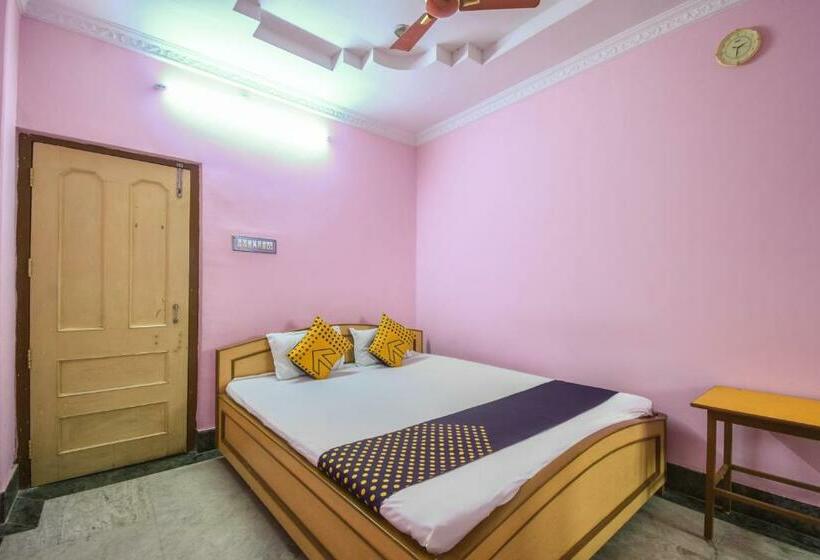 Spot On Hotel Rajamahal