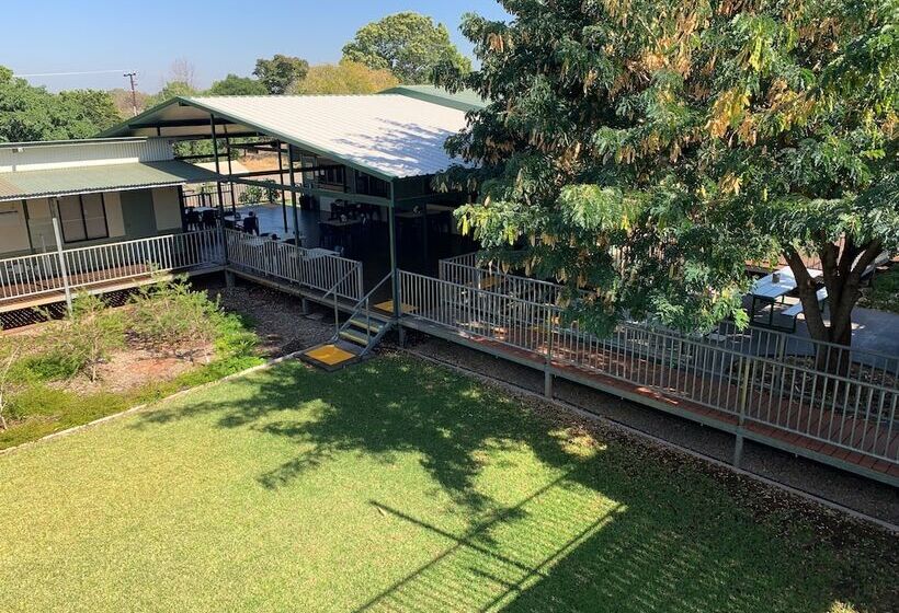 בית מלון כפרי Victoria Accommodation Village