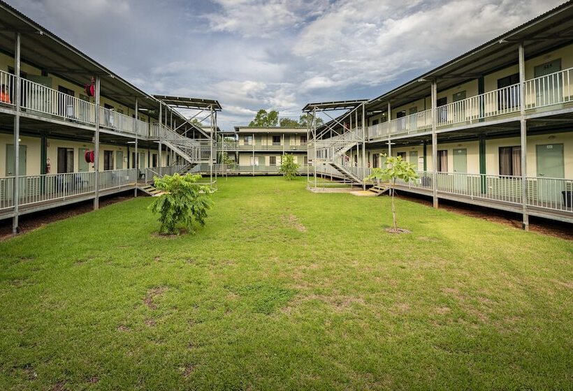 בית מלון כפרי Victoria Accommodation Village