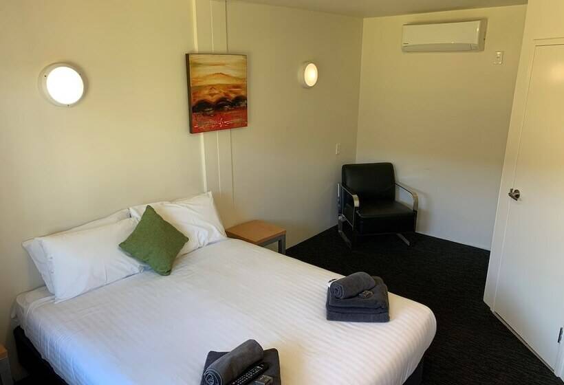 בית מלון כפרי Victoria Accommodation Village