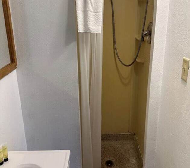 汽车旅馆  Love Hotels Timberline At Lake Superior Mi