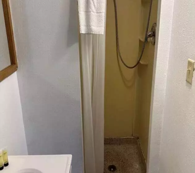 Motelli Love Hotels Timberline At Lake Superior Mi