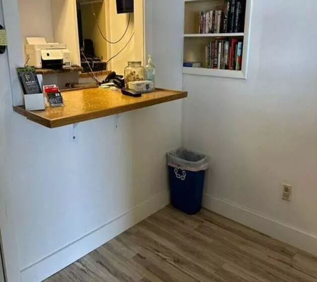 Motelli Love Hotels Timberline At Lake Superior Mi